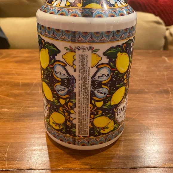 NEW! Deruta Hand Soap Home and Body Company 21.5 fl oz Lemon Verbena Blue Yellow - Picture 5 of 10